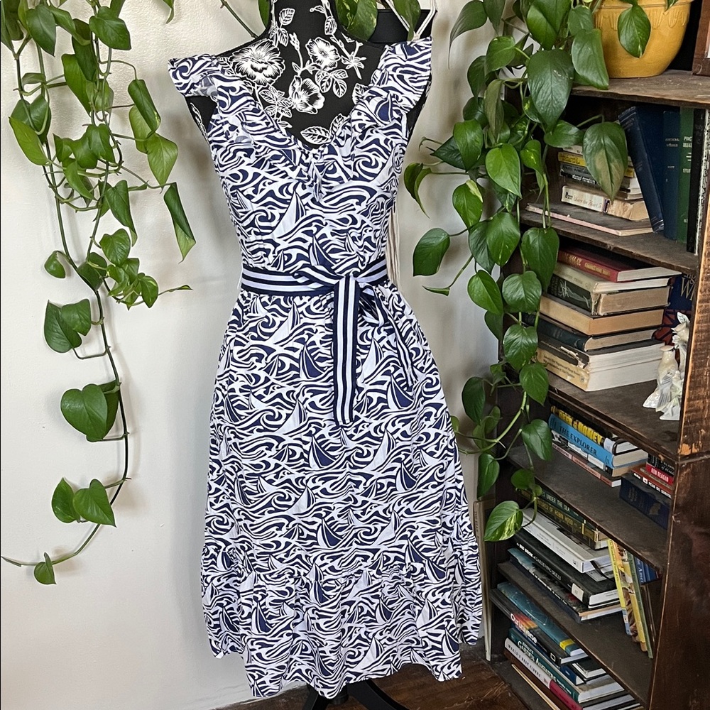 Vineyard Vines Navy and White Sailboat Dress